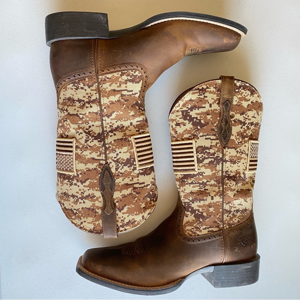 Ariat Men’s Size 11 Brown Leather & Camouflage Square Toe Pull-on Cowboy Boots